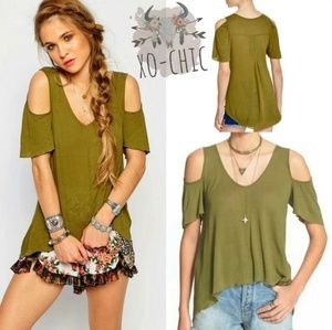 $68 NWT S Free People Cold Shoulder Top